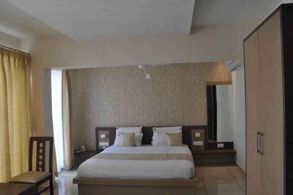 Shivaprasad Grand Hotel Kundapura Buitenkant foto